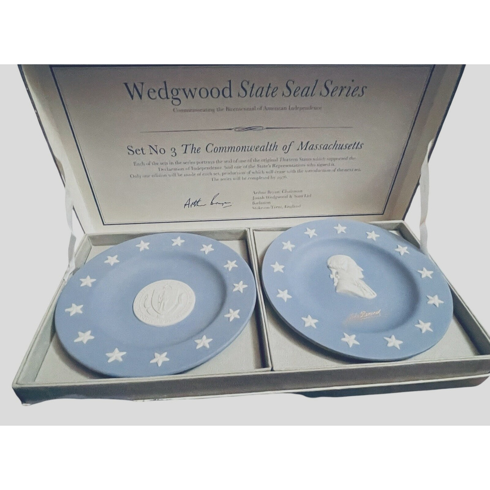 Wedgwood Jasperware Blue /White Massachusetts State Seal Series 4.25" Plate Set